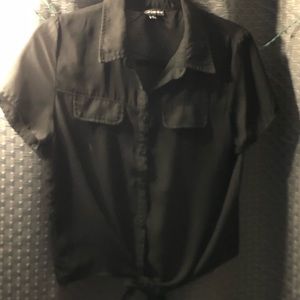 Cropped button up blouse with tie